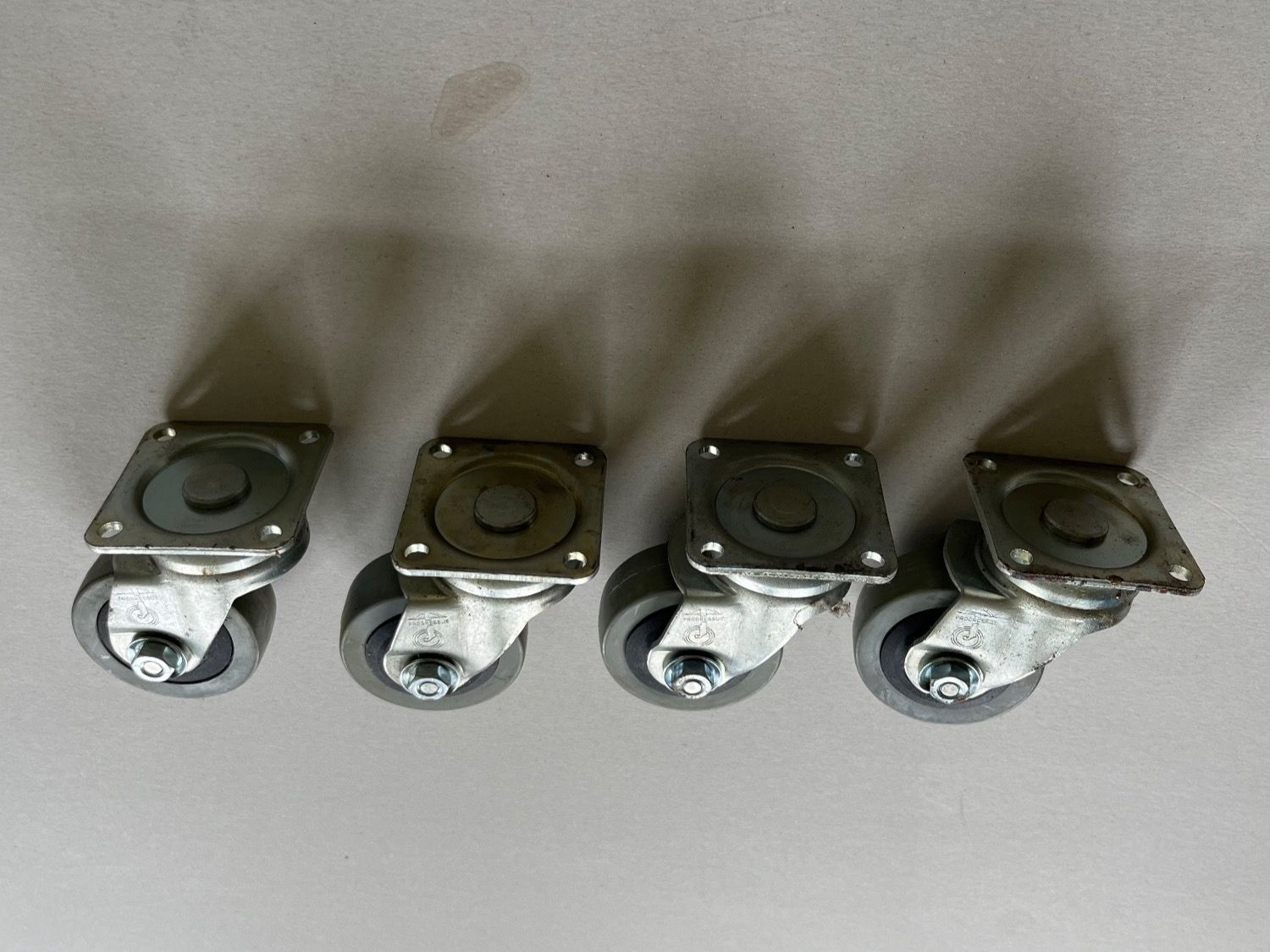 Sonstiges zum Lager & Transport: 4x Schwerlastrollen, Lenkrollen, Rollen, Räder, Werkstatt – Gebraucht aus Netstal von spaltflo01 1