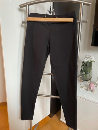 schwarze Leggins