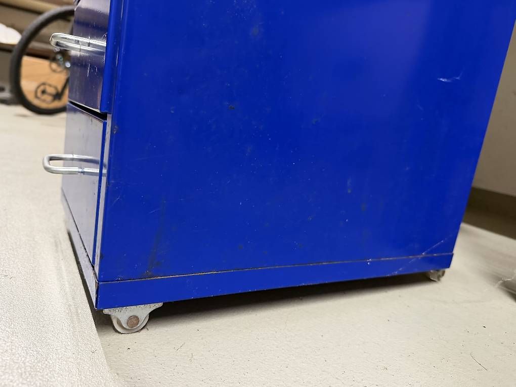 Korpus: Rollcontainer Metall blau  – Gebraucht aus Chur von mir_8ns7 2