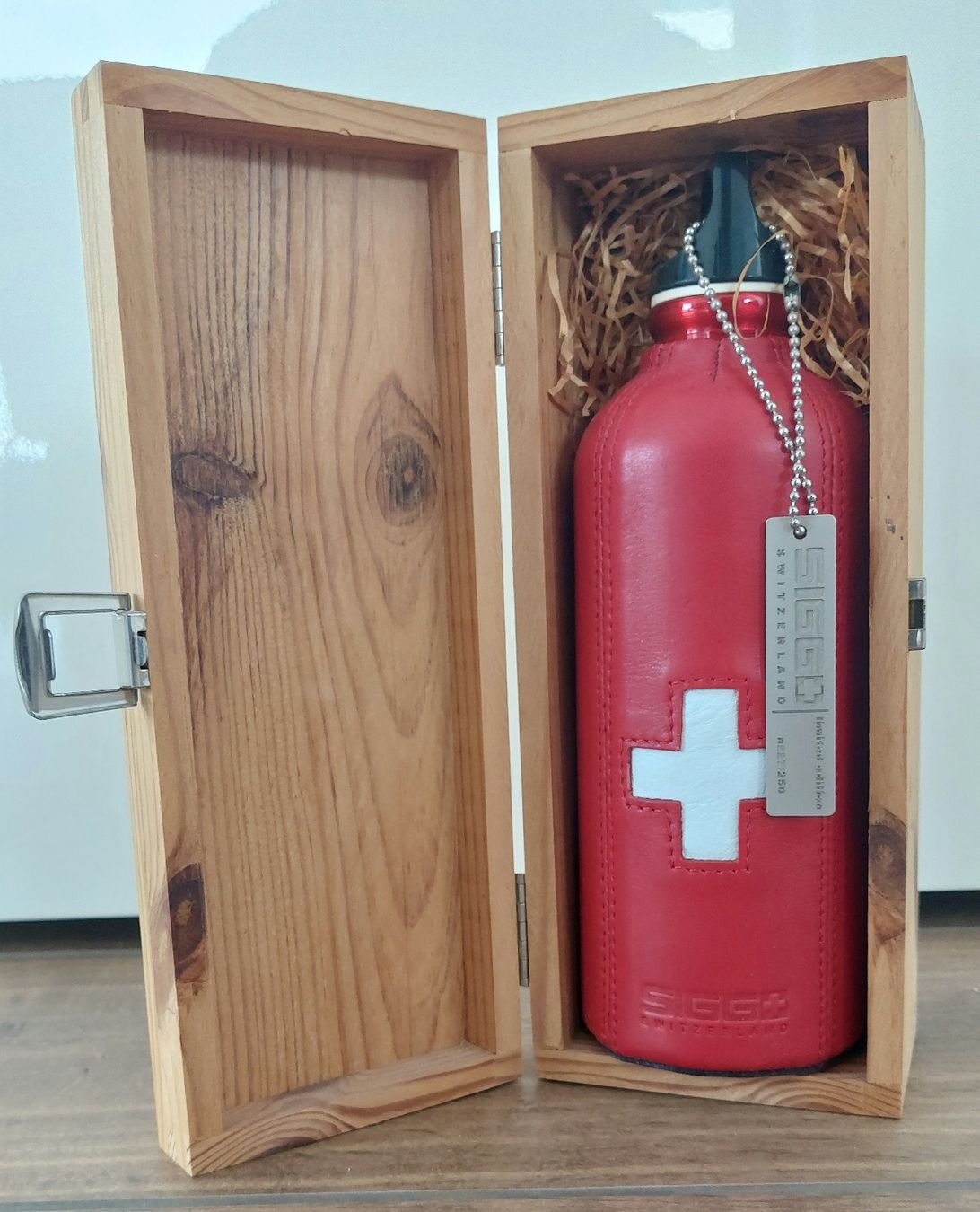 Sigg Trinkflaschen & Thermosflaschen: SIGG Limited Edition 227/250 – Neu und originalverpackt aus Dübendorf von huebi01 1