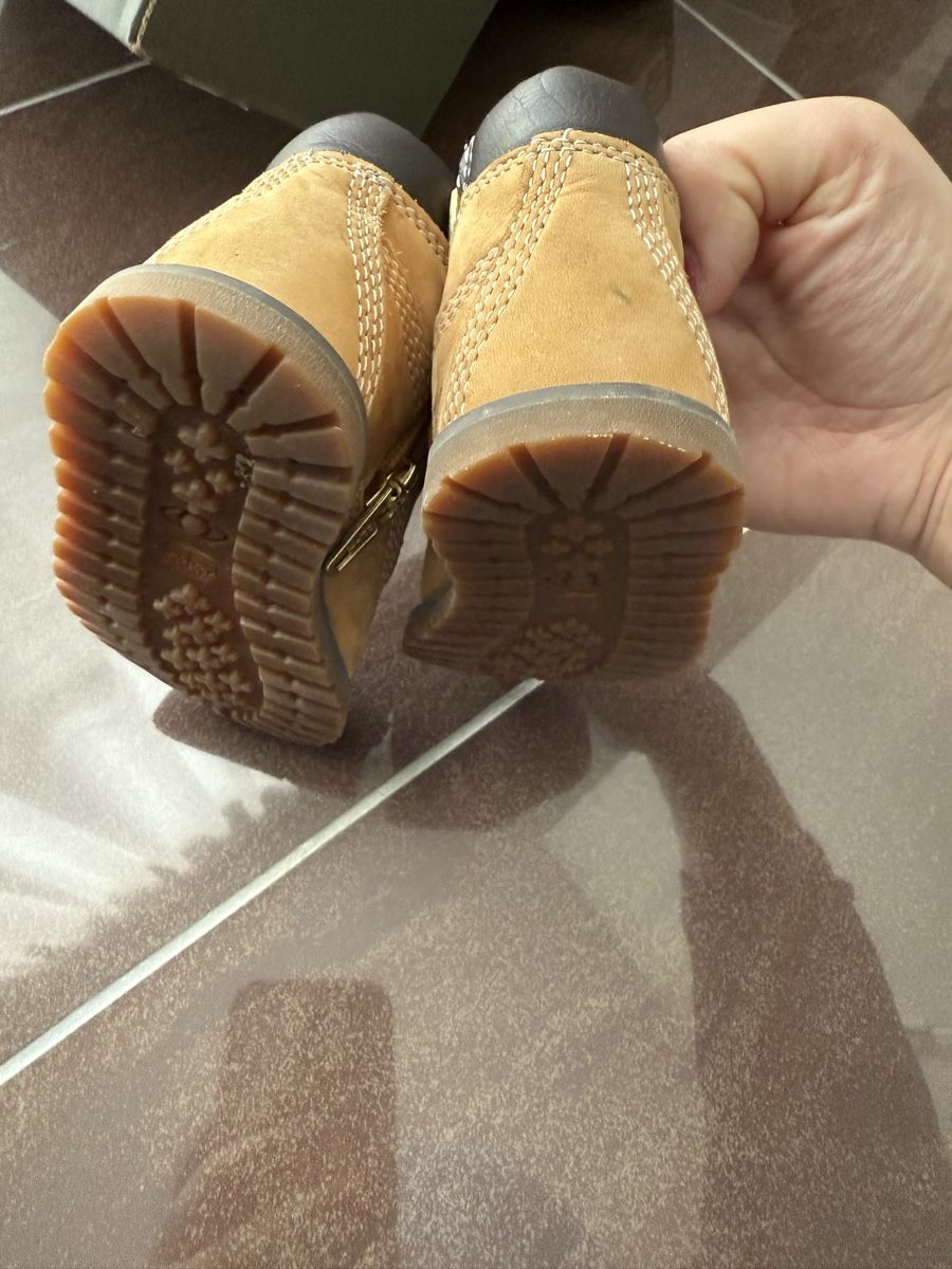 Timberland Scarpe per ragazzi: Timberland Kinderstiefel, Grösse 21 – Usato da Kölliken venduto da Vivii01 1