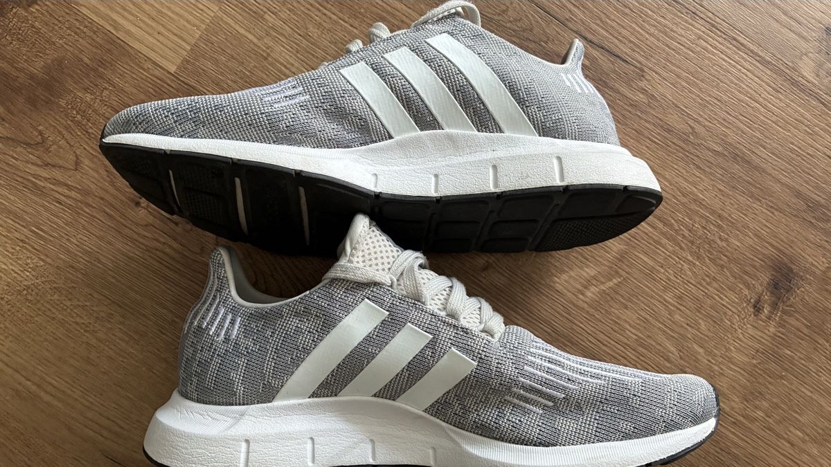 Adidas Scarpe da uomo: Adidas Sneaker  – Nuovo (secondo la descrizione) da Staad SG venduto da Micho76