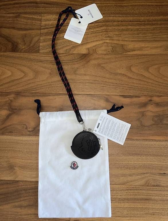 Brieftaschen: Moncler wallet original neu – Gebraucht aus Zumikon von nubyan 1