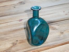 alte Dreiecksvase Glas
