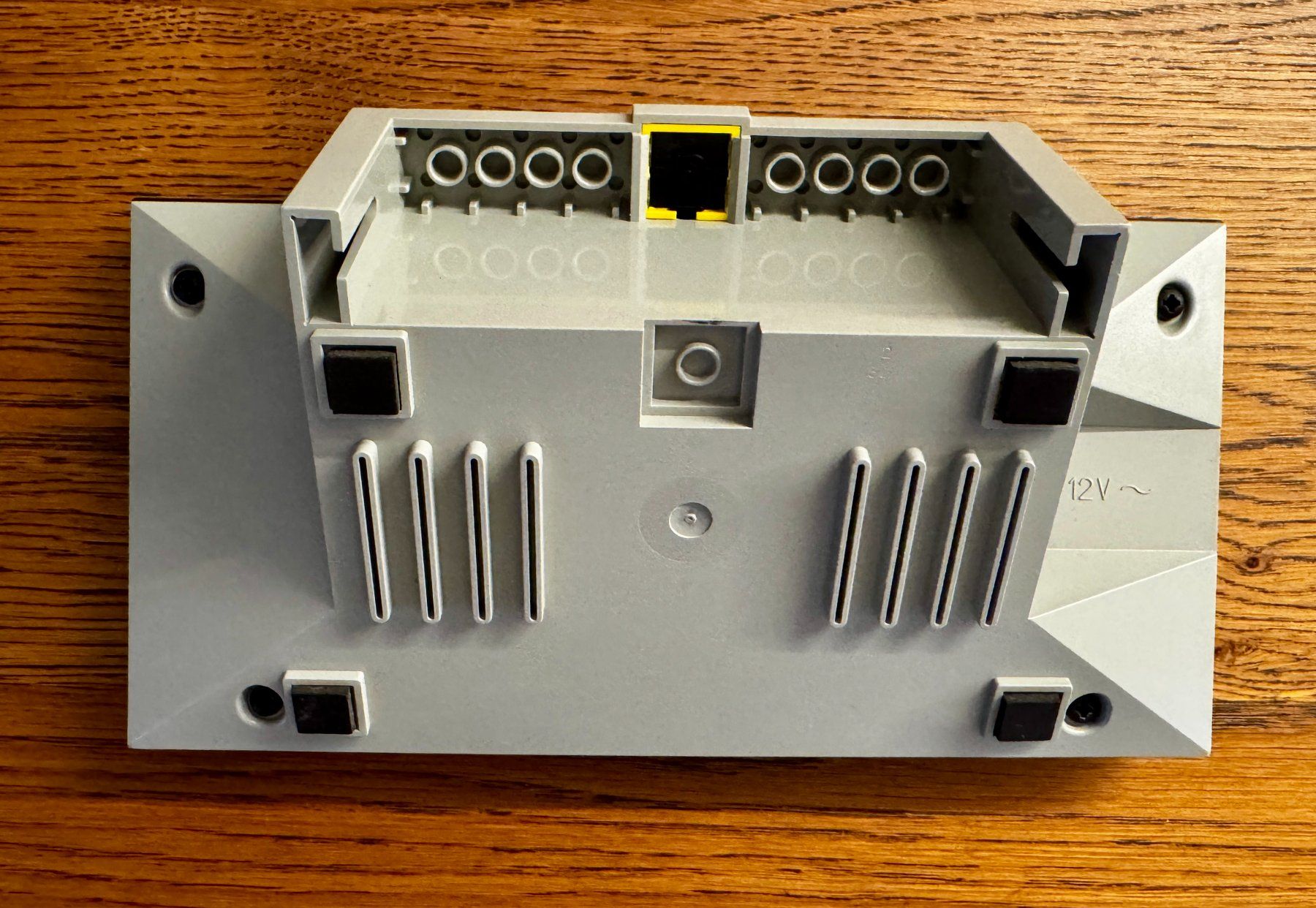 Lego Kit di costruzioni: LEGO 9V Eisenbahn Transformer + Netzteil – Usato da Rechthalten venduto da hosme_be 2