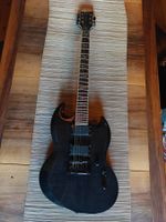 ESP LTD Viper-1000 Deluxe in See thru Black