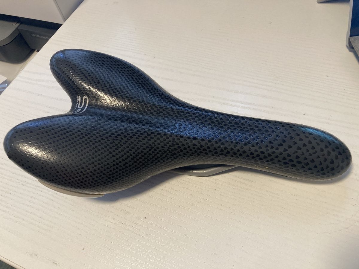Selle Italia Pezzi di ricambio: Velosattel Selle Royal SR – Usato da Flüelen venduto da MCWave
