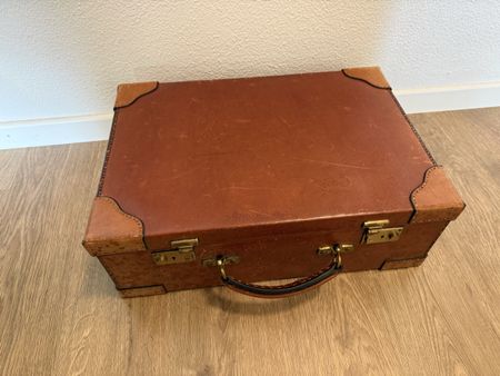 Valise ancienne cuir marron bon état