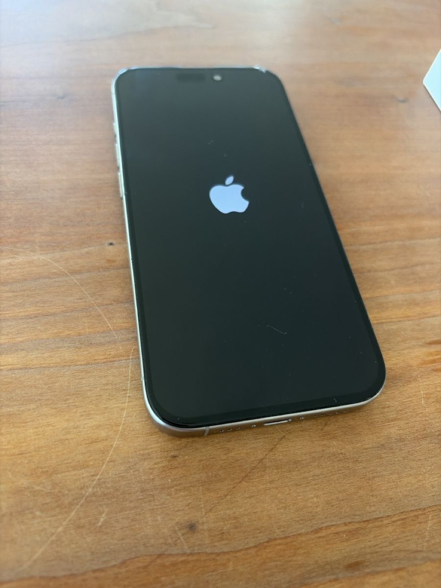 Apple Telefoni cellulari / Smartphones: Apple iPhone 15 Pro, 128 GB, Natural Titanium – Usato da Dornach venduto da Dale-99 6