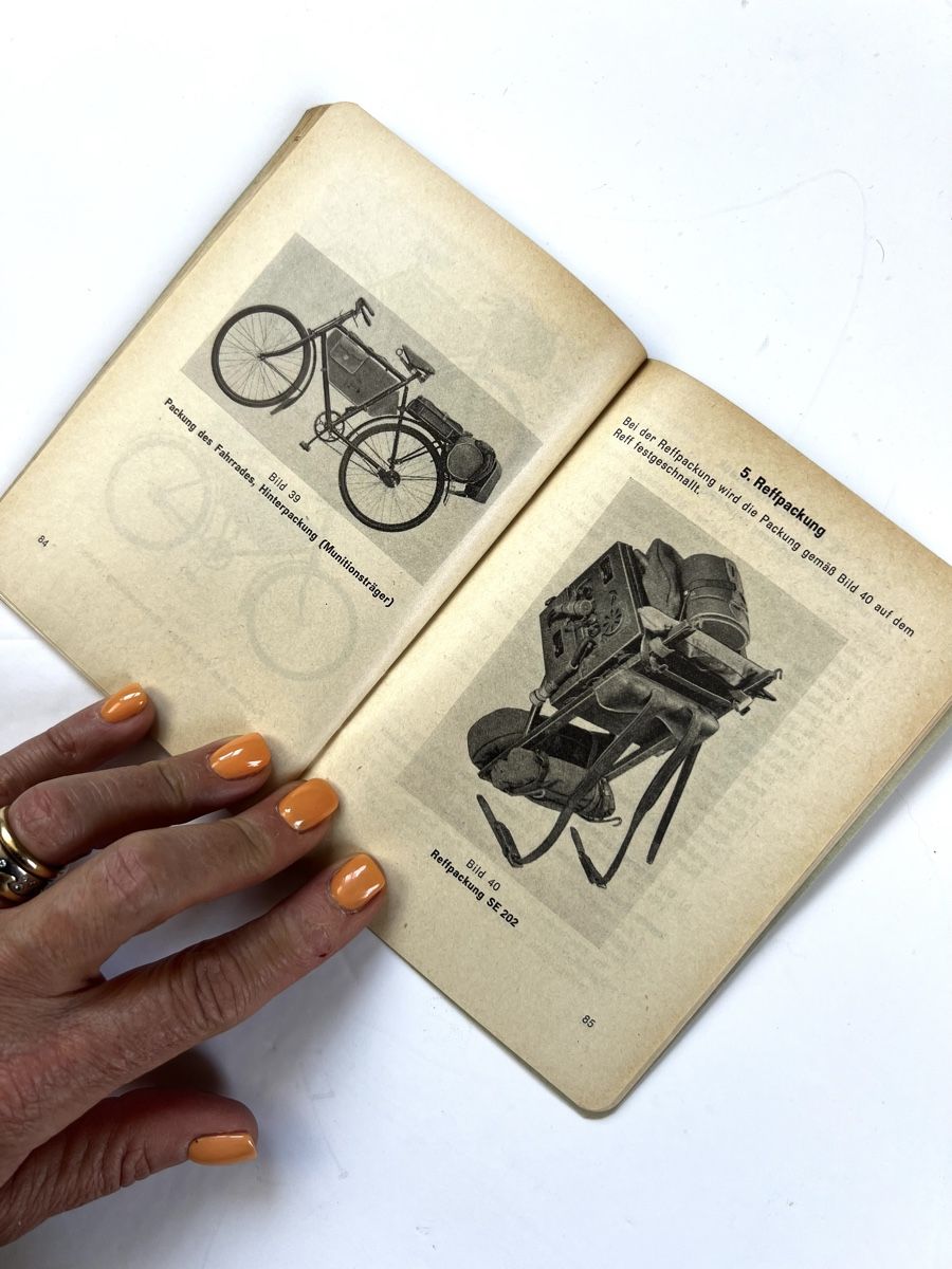 Livres: Die Gepäckvorschrift Schweizerarmee Buch – D'occasion à Schaffhausen par vandemonian 9