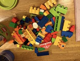 Duplo und Bauklötzen