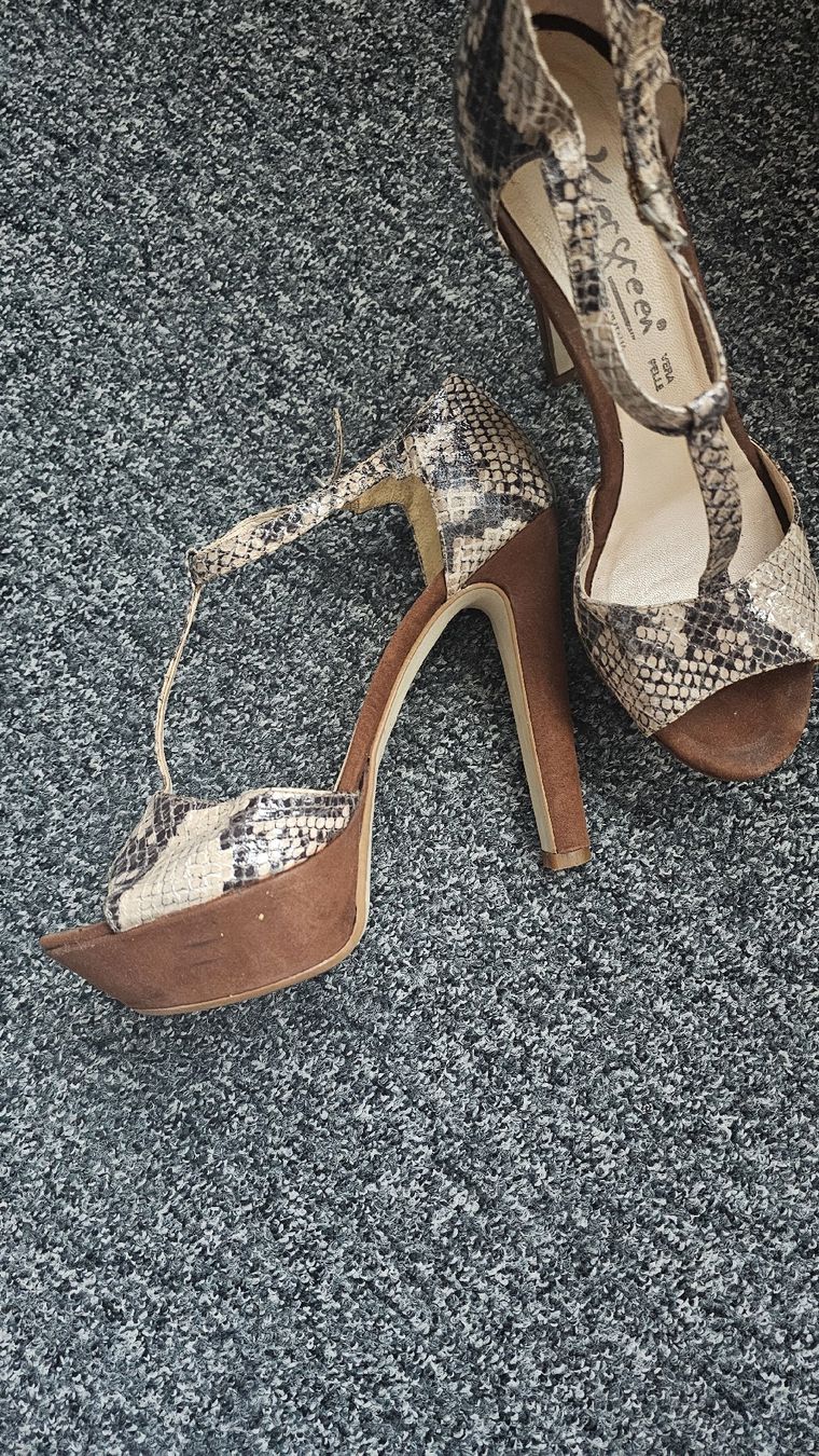 Damenschuhe: Schicke Damen High Heels Gr. 40 – Gebraucht aus Mauren von ehr_5cy6 1