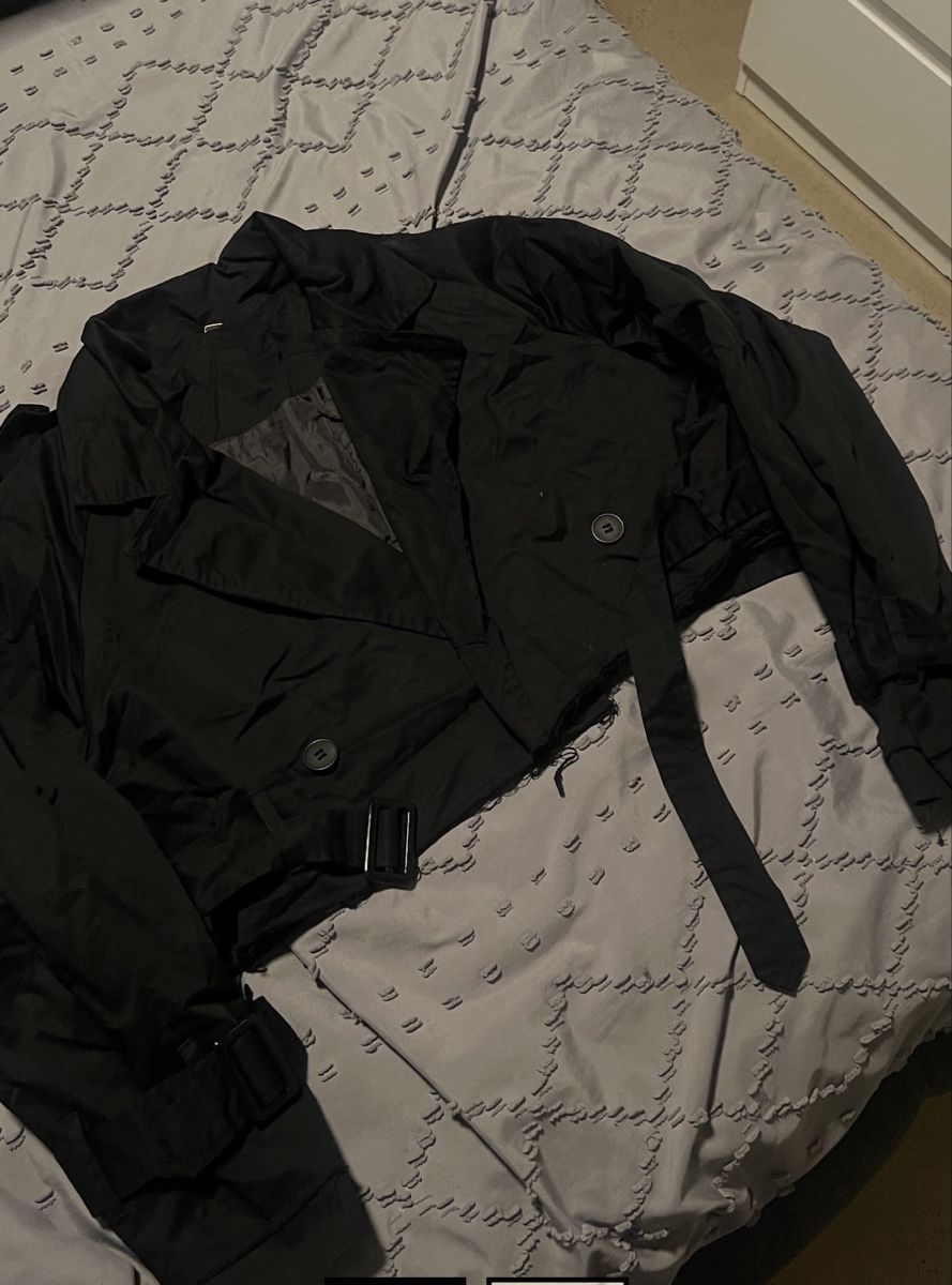 Cappotti: Kurze Jacke schwarz Übergangsjacke – Usato da Gossau SG venduto da eor_9jvs