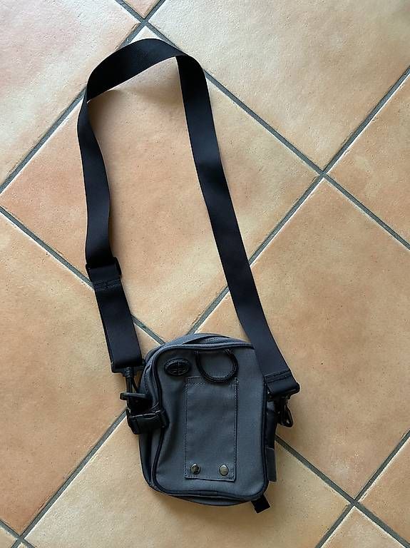 Taschen: Puma Umhängetasche – Gebraucht aus Hitzkirch von mar_6xlt 1