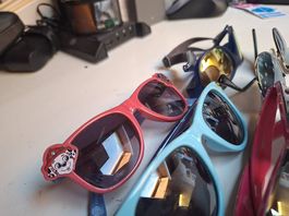 Lot de 5 paires de lunettes de soleil enfant occasion