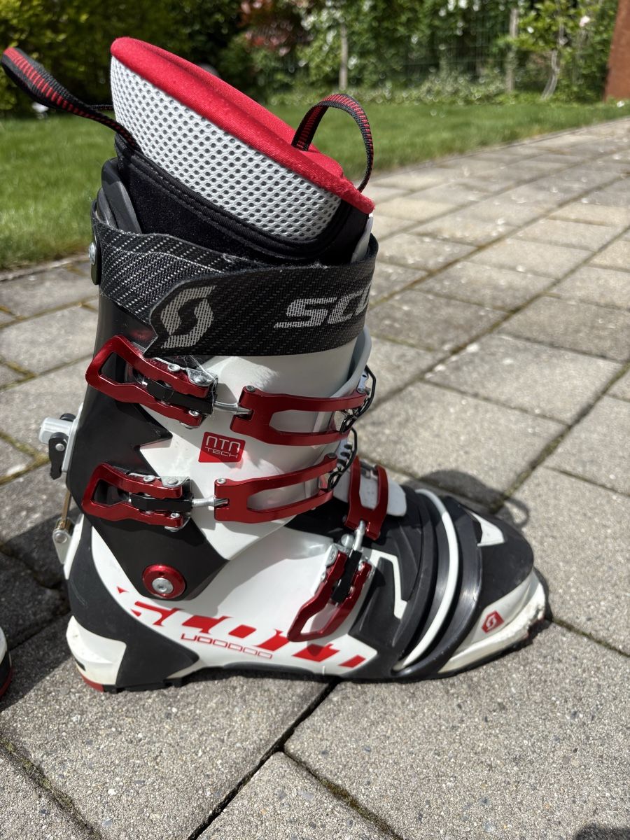 Scott Herrenschuhe: Scott Voodoo NTN 28.5 Telemark Schuh – Gebraucht aus Schönenberg ZH von Andy17 2