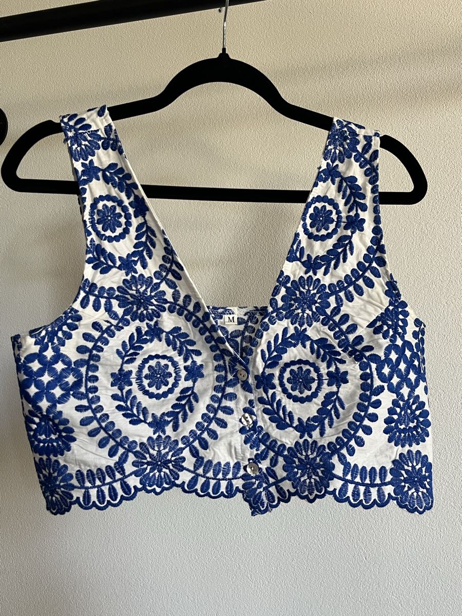 Top: No brand crop top – Usato da Biel/Bienne venduto da Andreatl