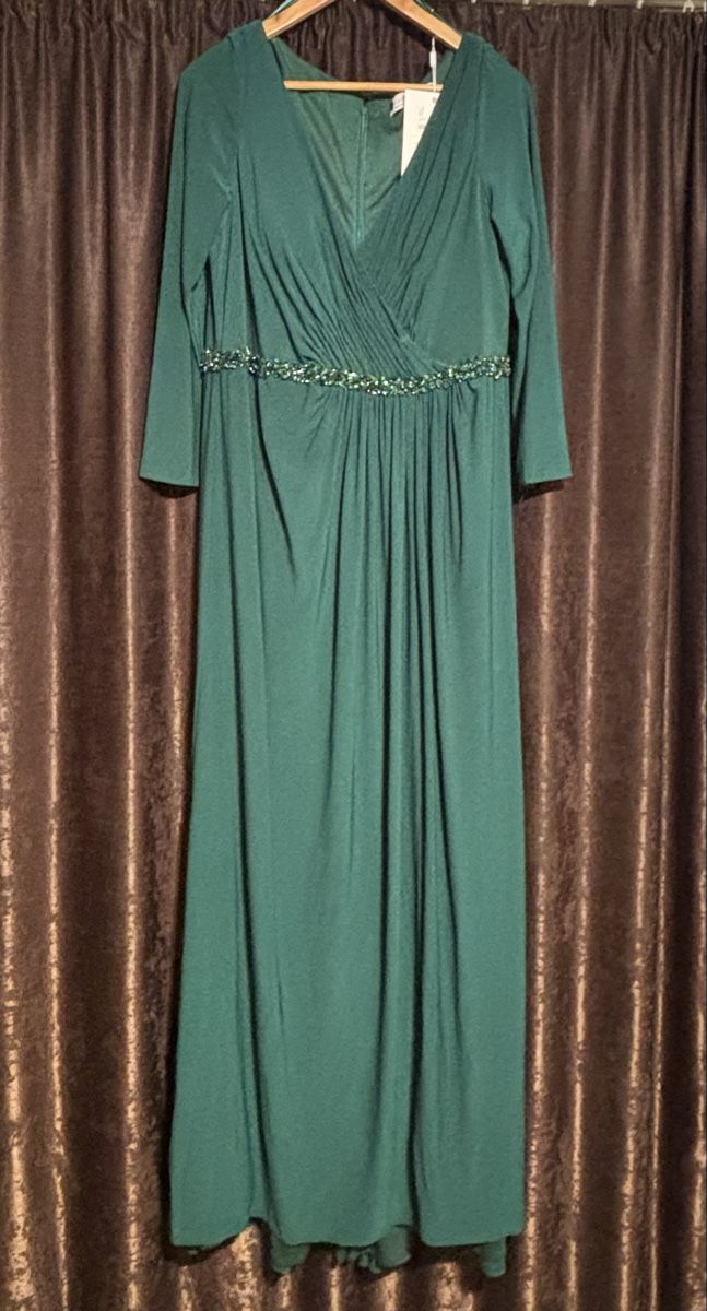 Vestiti: Mac Duggal Emerald Green Gown - Size 16W – Nuovo (secondo la descrizione) da Luzern venduto da mon_6rzf 2
