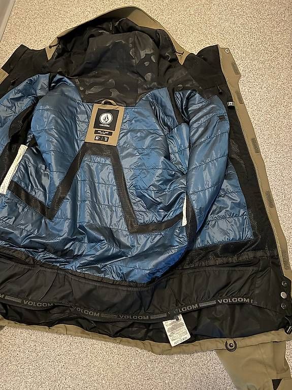 Vestes: Originale Volcom Ski Jacke – D'occasion à Flawil par safrans 1
