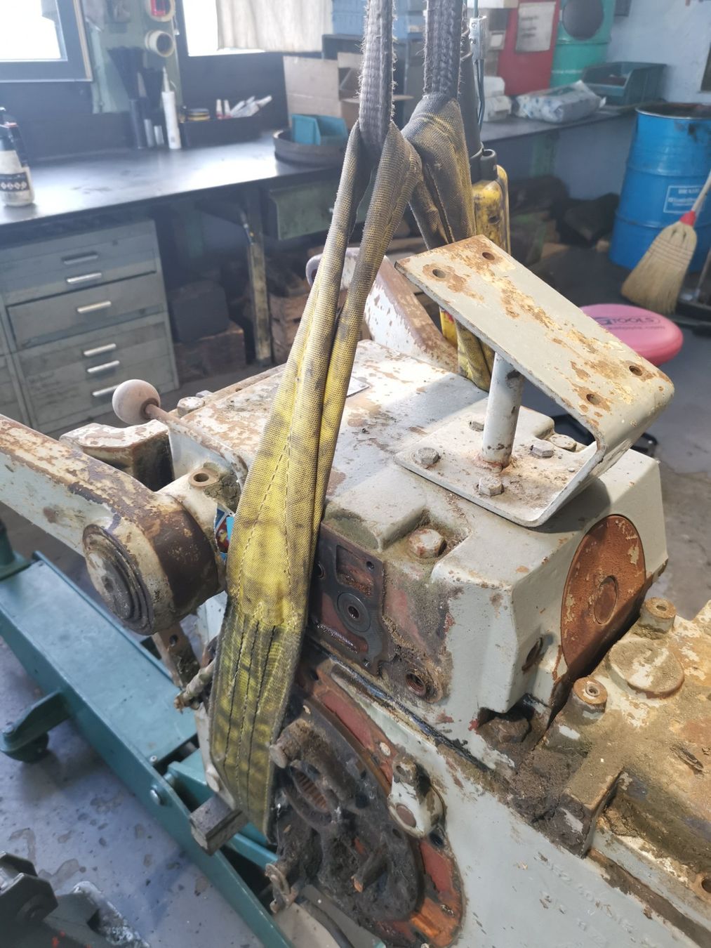 Deutz Accessori per altri veicoli: ZF Hydraulikblock zu Deutz 8006 – Usato da Buttwil venduto da obelix-idefix 1