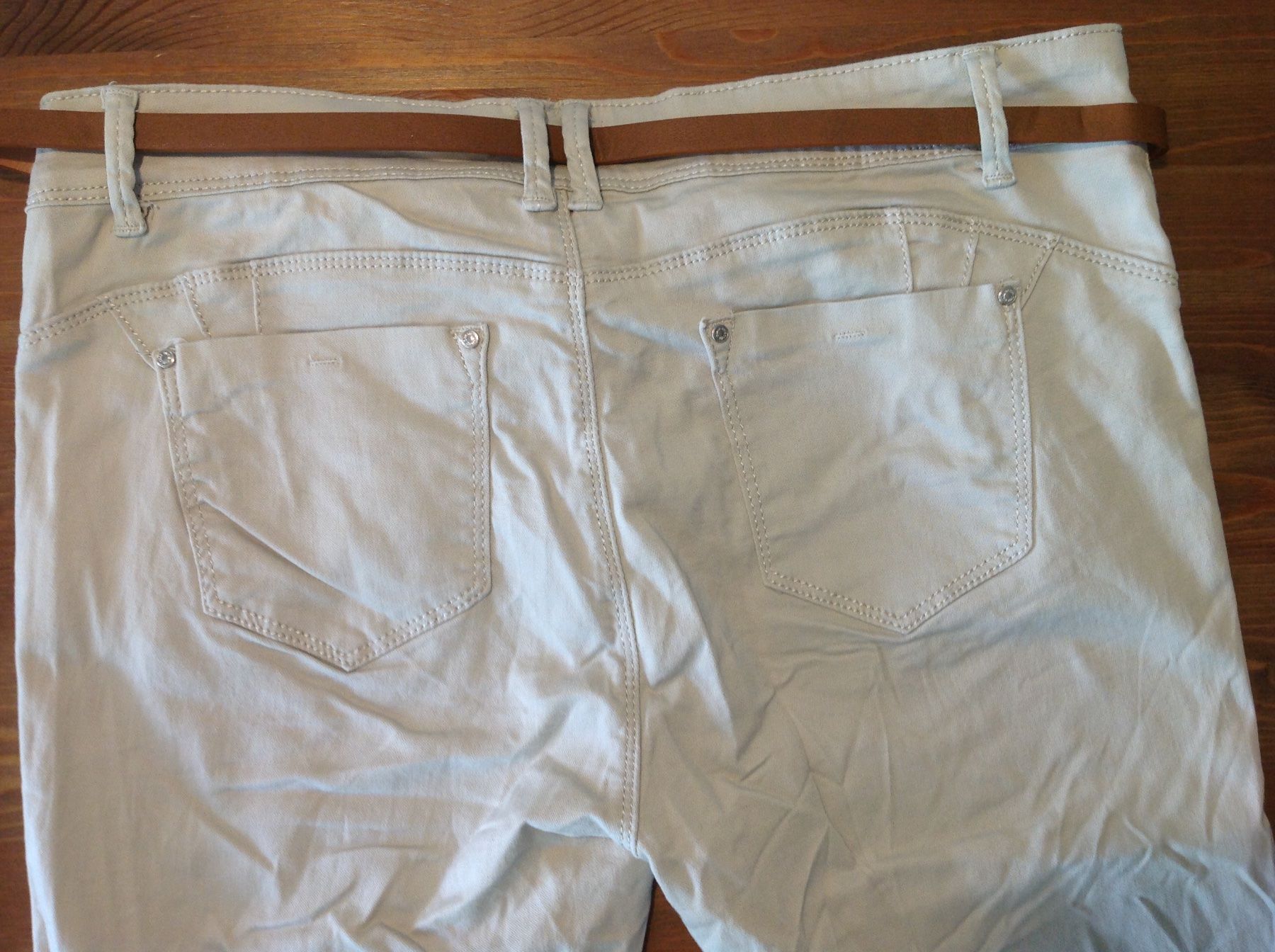 Pantaloni: 2/3 Hose Damen - Grösse 40 – Nuovo (secondo la descrizione) da Altdorf UR venduto da Mini037 3