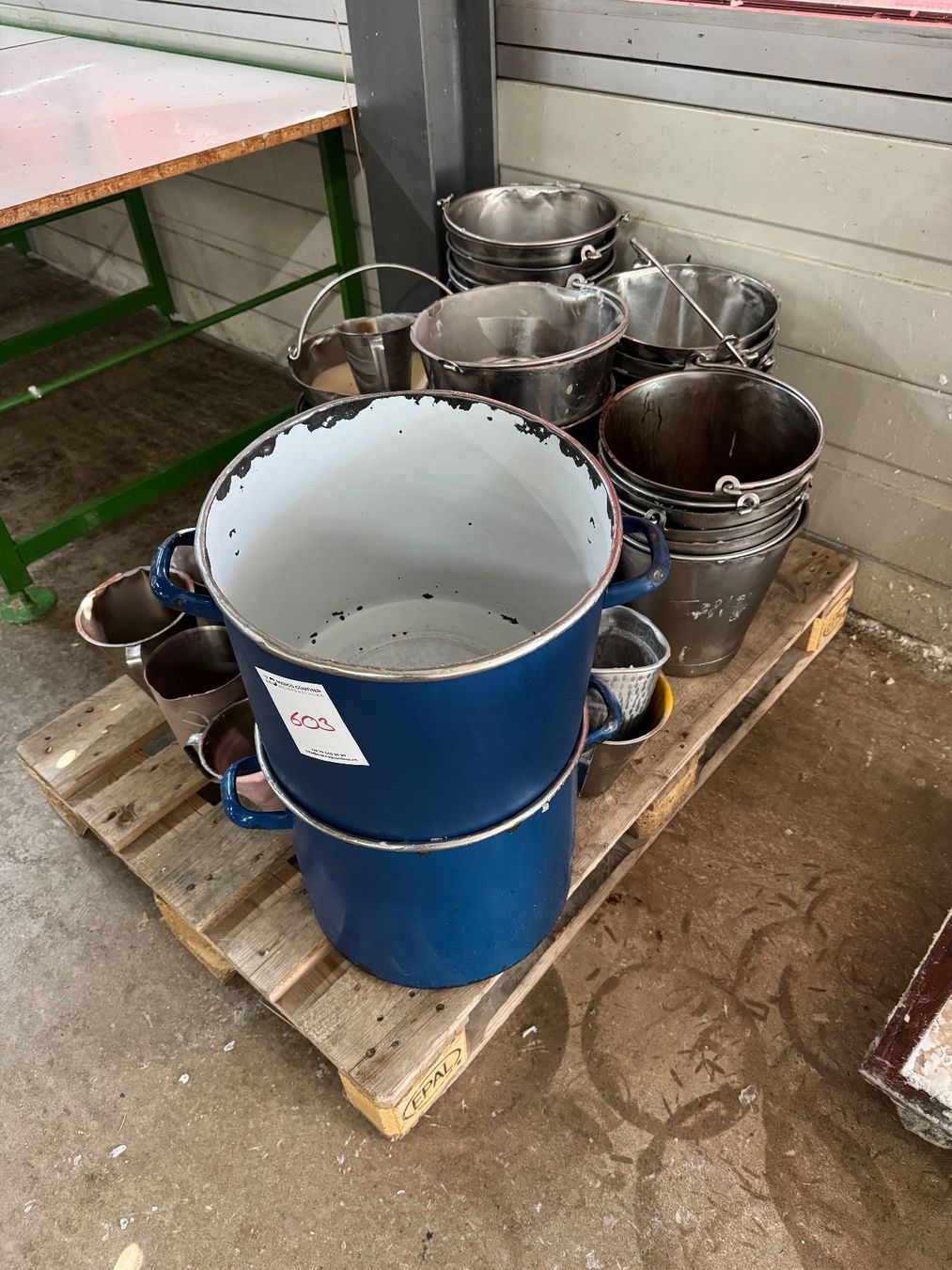 Tutte le macchine: 603 Posten Eimer aus Liquidation – Usato da Derendingen venduto da Meisterstuecke 1