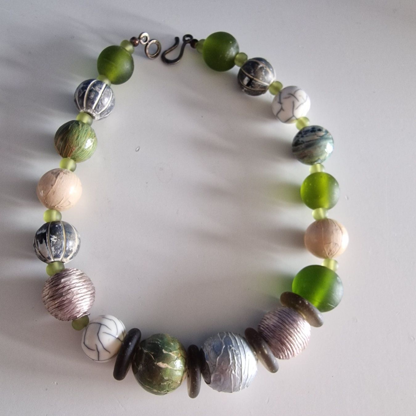 Ketten: Vintage Modekette aus Glas- und Kunststoffperlen – Gebraucht aus Birr von sen_8djr