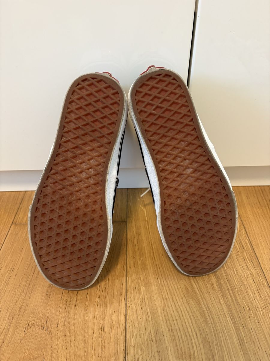 Vans Scarpe da uomo: Vans Authentic tg 39 – Usato da Giubiasco venduto da cel_qlw7 3