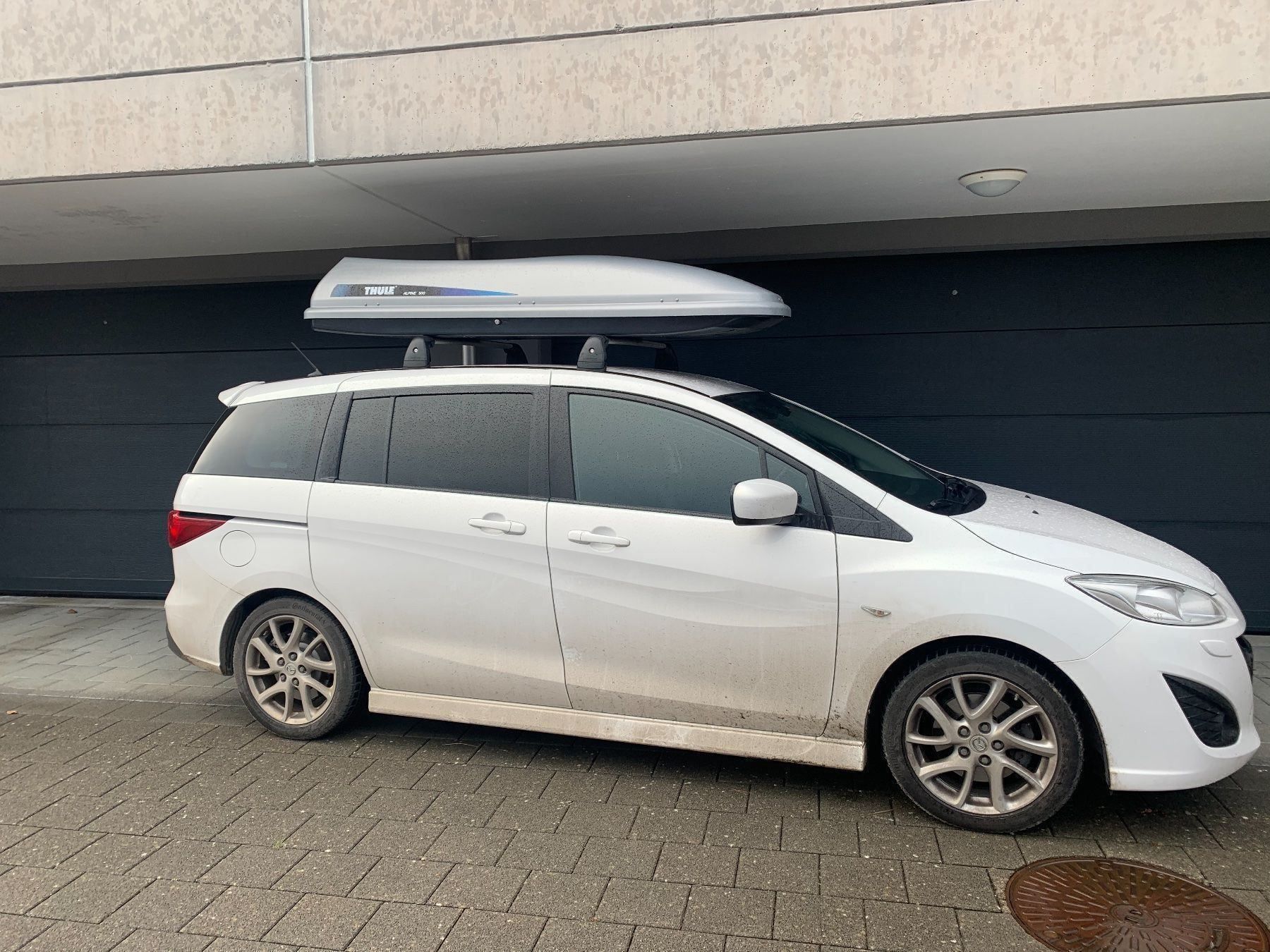 Thule Dachboxen: Thule Alpine 500 Dachbox eine Woche Mieten – Gebraucht aus Willisau von Agent_red 2