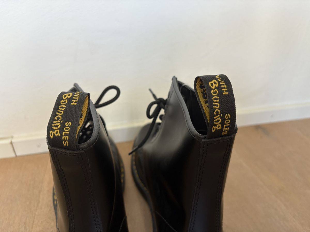 Dr. Martens Scarpe da uomo: Dr. Martens Stiefel Ungetragen Gr. 45 – Nuovo (secondo la descrizione) da Maennedorf venduto da Petraam 5