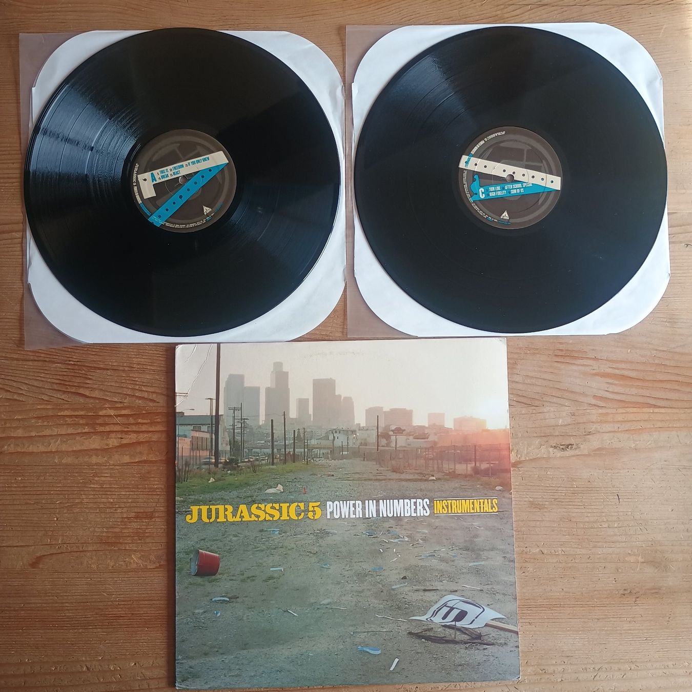 Dischi in vinile: Jurassic 5 - Power In Numbers Instrumentals 2xLP  US-2xLP VG – Usato da münchenstein venduto da karl_heinz_krasser 3