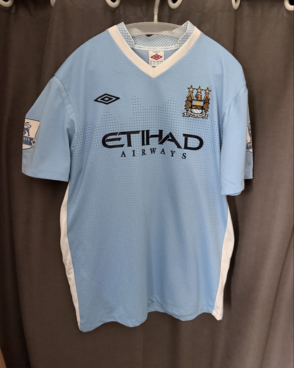 Umbro Canottiere & Pantaloni: Maillot Manchester City 2011-12 - NASRI #19 - AUTHENTIQUE - – Usato da Moutier venduto da Mrbond125