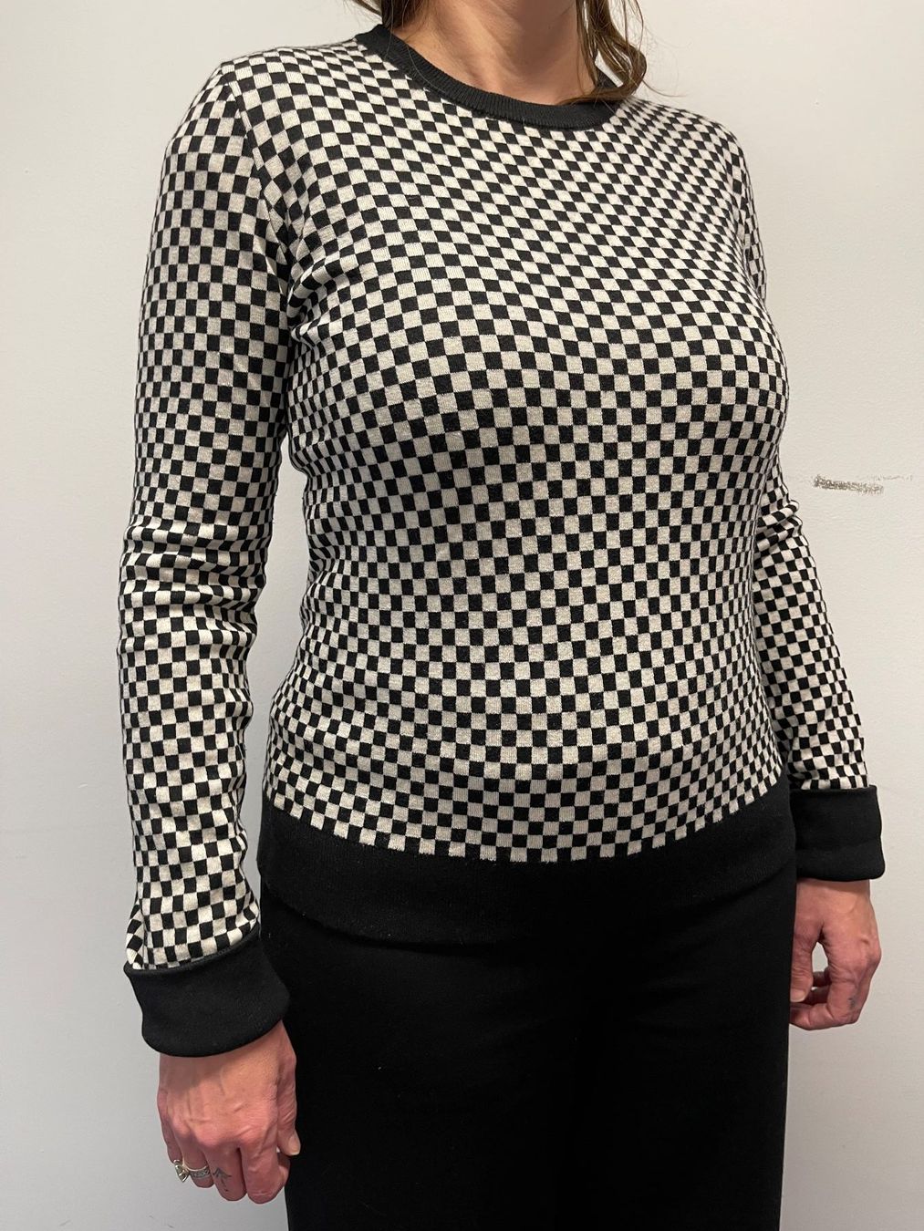 Pulls & Sweat-shirts: STRENESSE Strickpullover mit Schachbrettmuster Grösse L – D'occasion à Zürich par Arche_Brockenhaus