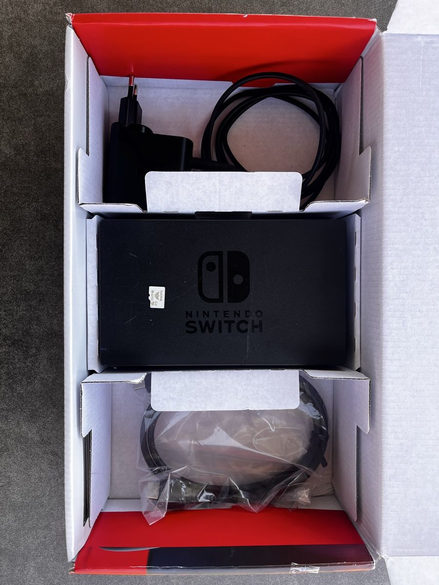 Nintendo Console: NINTENDO SWITCH 1 - CONSOLE DE SALON – Usato da Malleray venduto da LaMano667 6