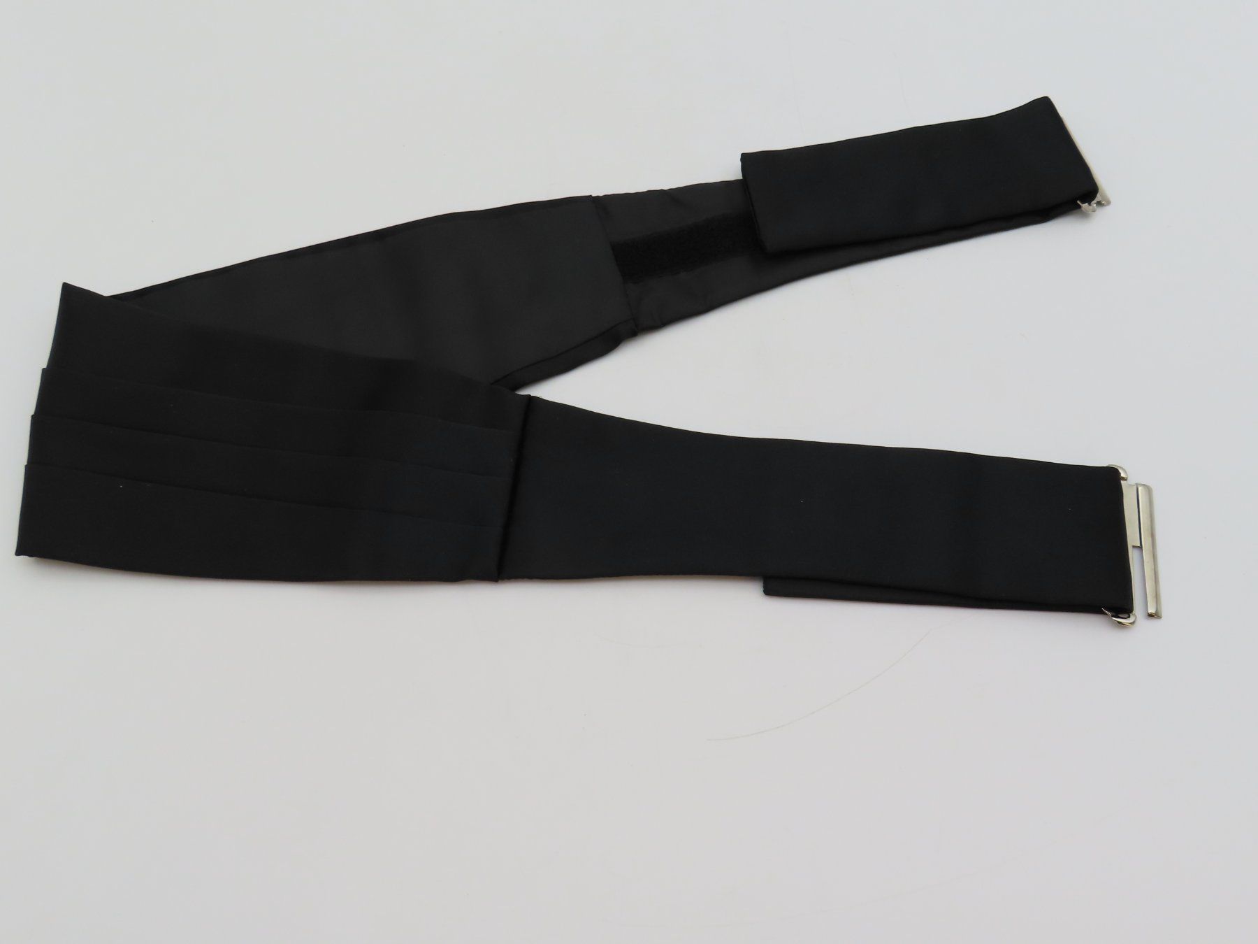 Krawatten: hochwertiger Kummerbund Set aus Seide – Gebraucht aus Reinach BL von WBZ-Flohmarkt 2