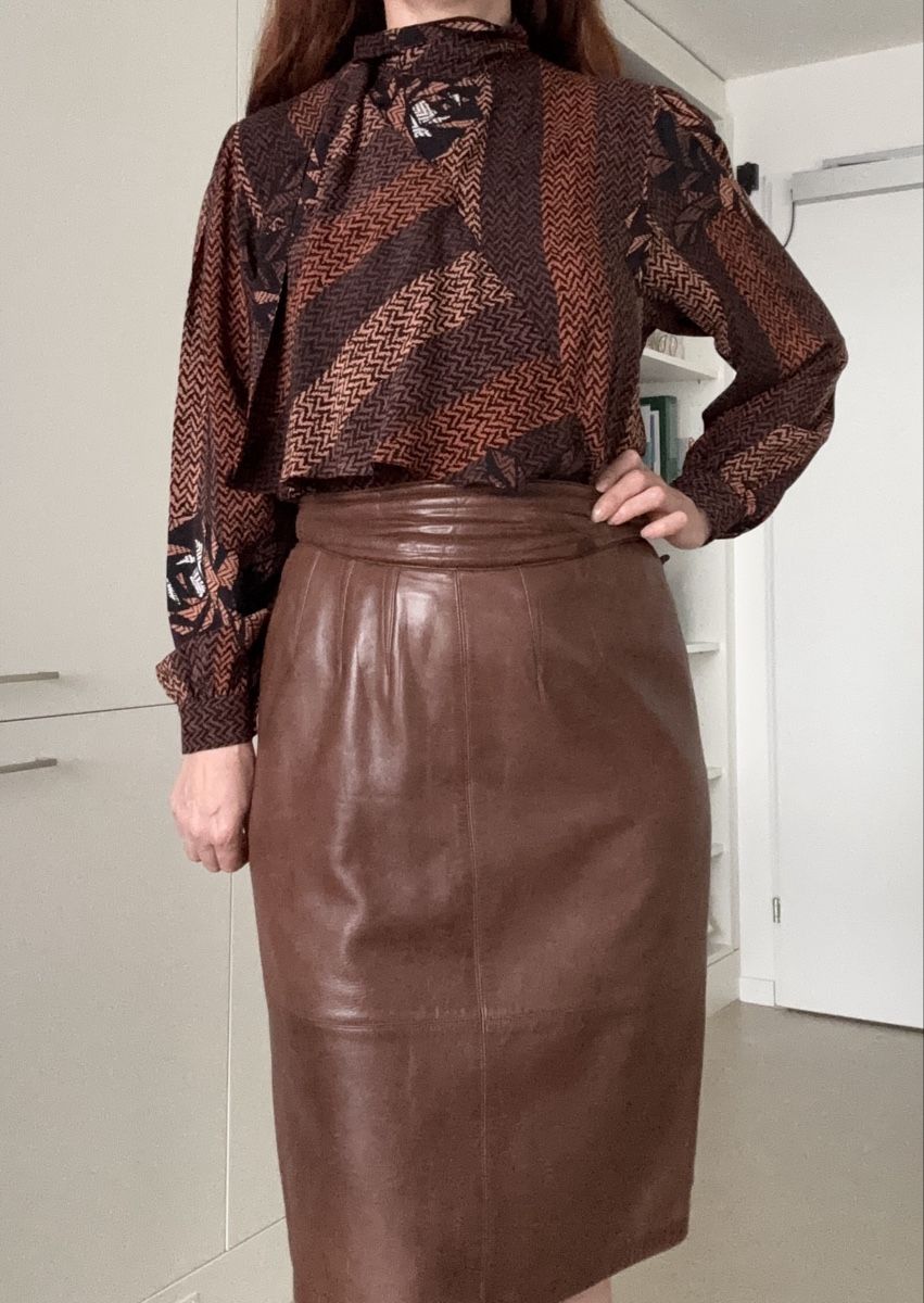 Escada Gonne: Escada Lederrock, vintage, Gr. 40 – Usato da Rheinfelden venduto da Jeva-Anna 1