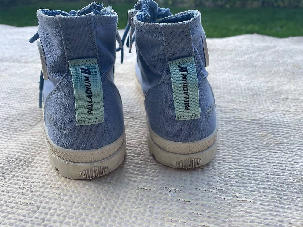 Scarpe da uomo: Palladium Größe 35 – Usato da Baar venduto da valsayn 1