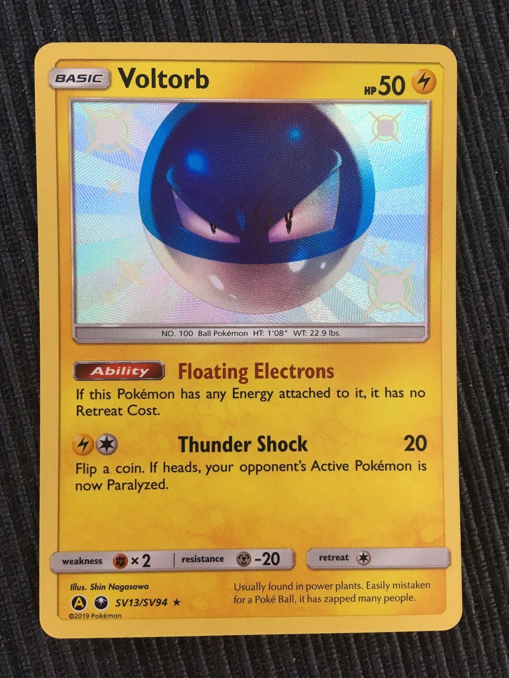 Pokémon Carte collezionabili: Pokemon Voltorb Shiny Hidden Fates – Nuovo (secondo la descrizione) da Wabern venduto da Collectfun