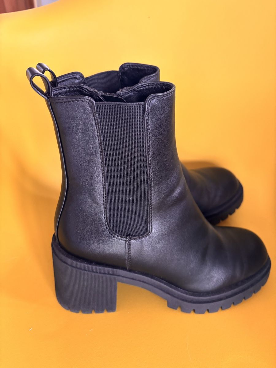 Dosenbach Damenschuhe: Stiefelette Gr. 38 – Gebraucht aus Dielsdorf von Nlj2 2