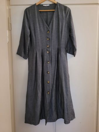 Kleid grau Grösse L - Neu - Sehr schön