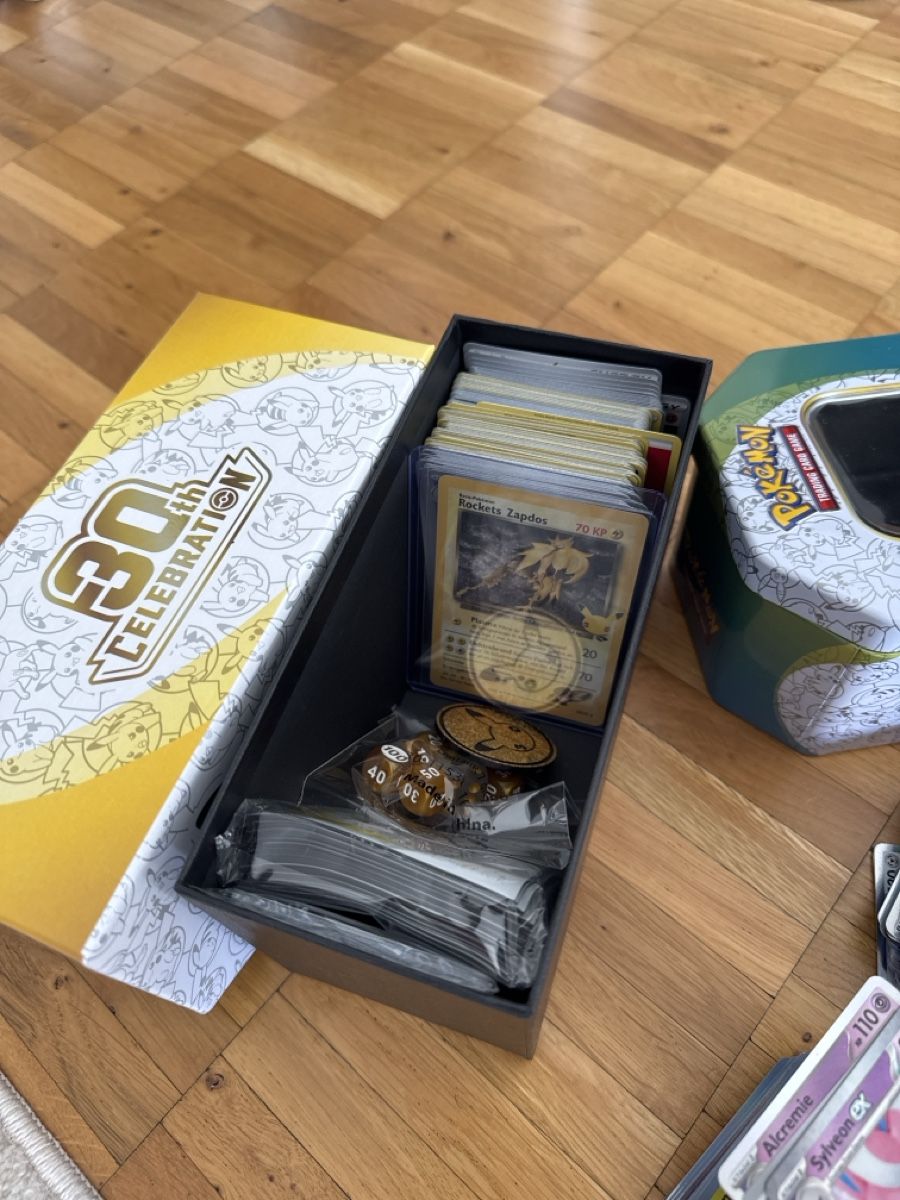 Pokémon Sammelbilder & Trading cards: Pokemon Bulk Sammlung – Neu (gemäss Beschreibung) aus Zürich von tar_9zk2 1