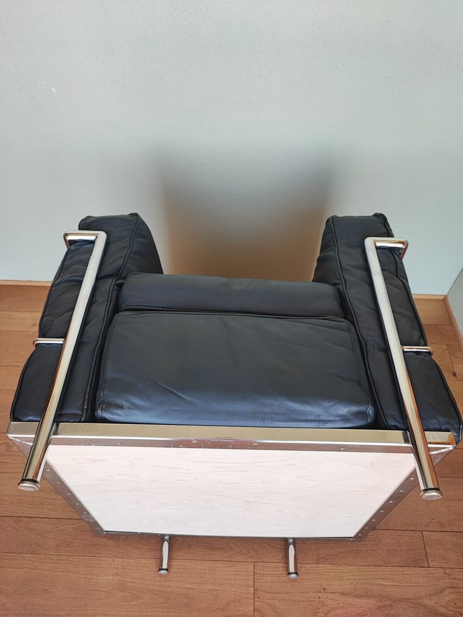 Poltrone: Replika Sessel LC2 im Stil von Le Corbusier – Usato da Dielsdorf venduto da rlx_geek 5