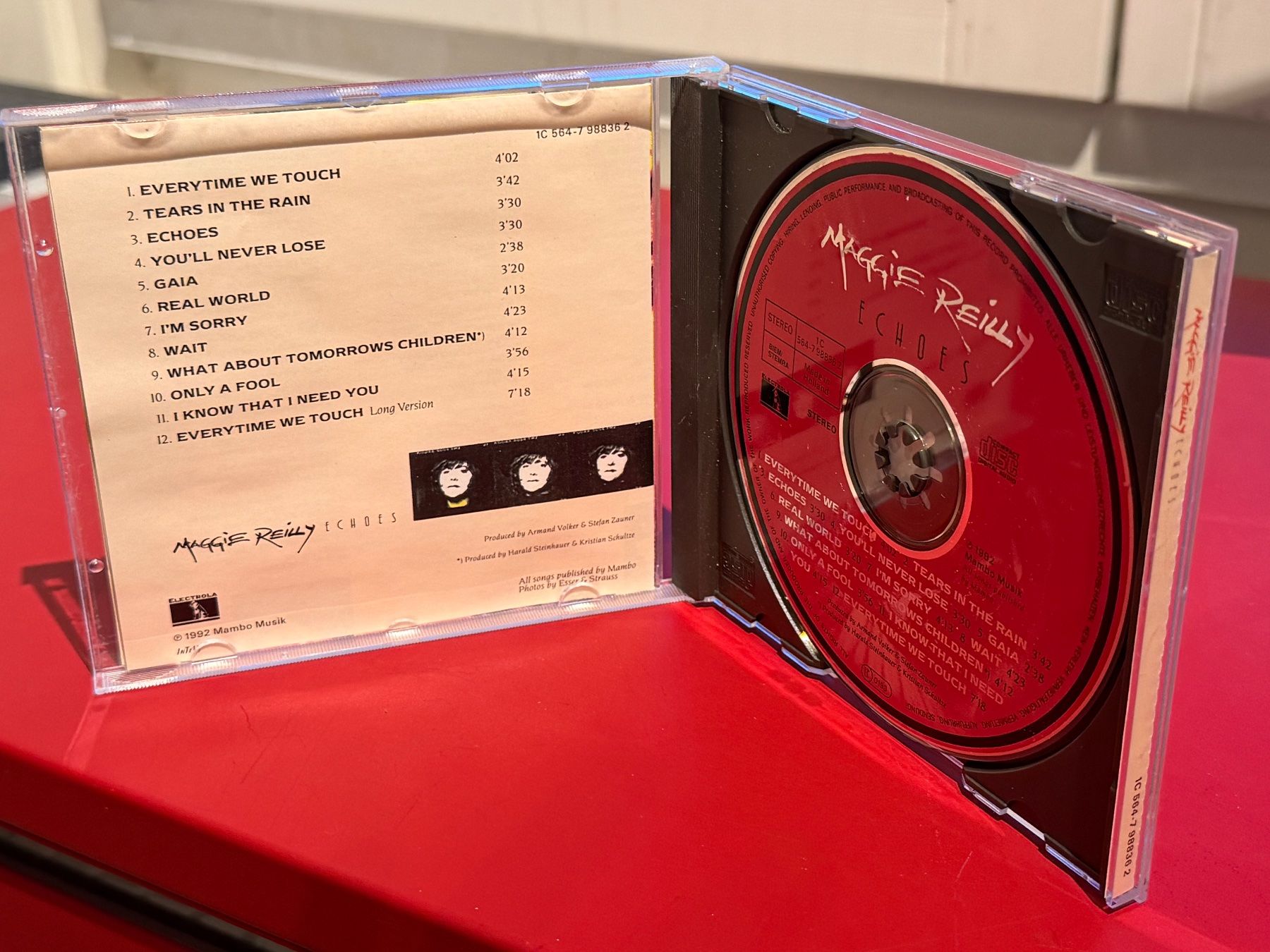 CD: Maggie Reilly - Echoes - KA01E – Usato da Küsnacht ZH venduto da Jazztilldawn 2