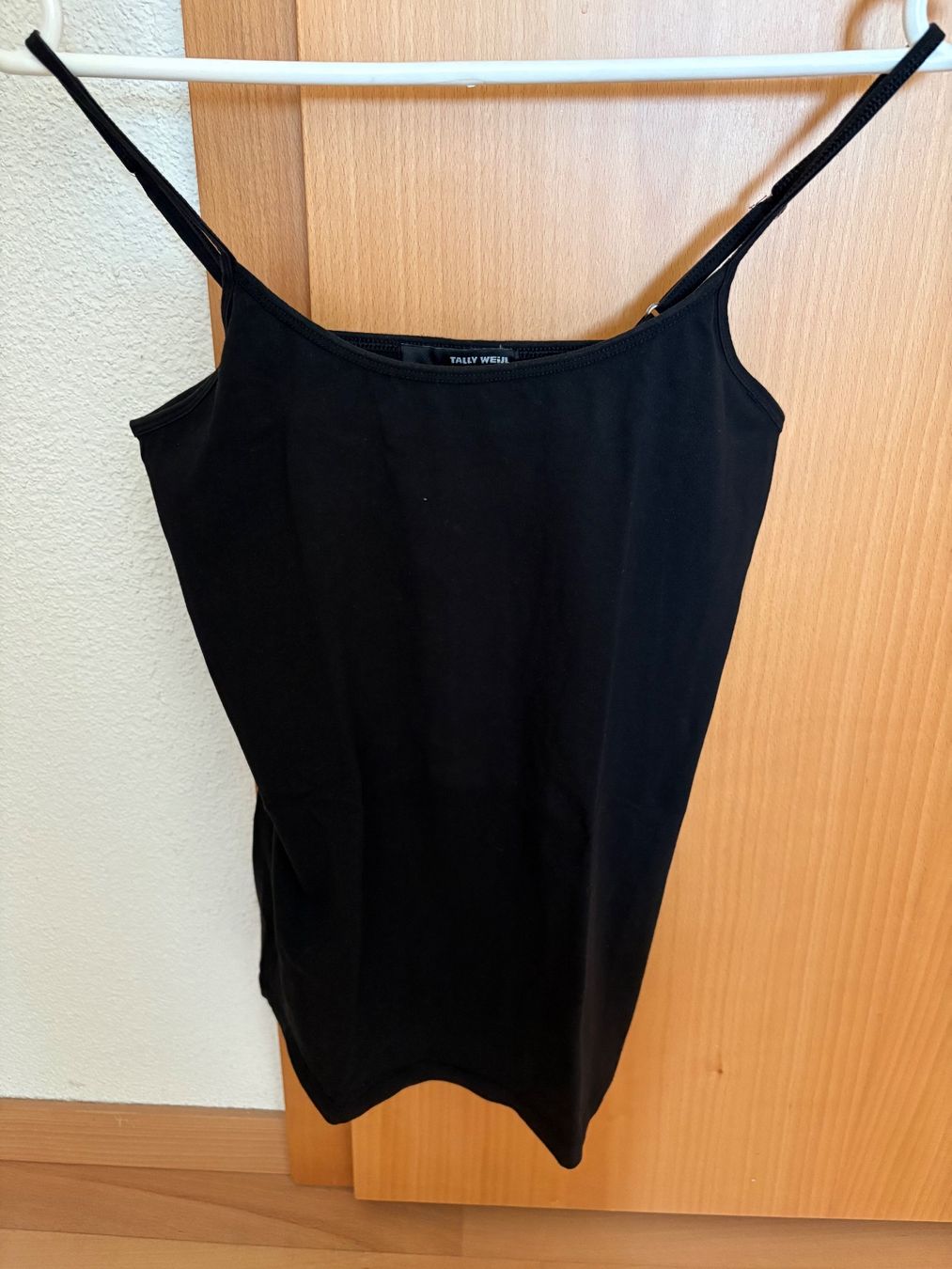 Top: Verschiedene Tops – Usato da Deitingen venduto da Fabiandeitingen 6