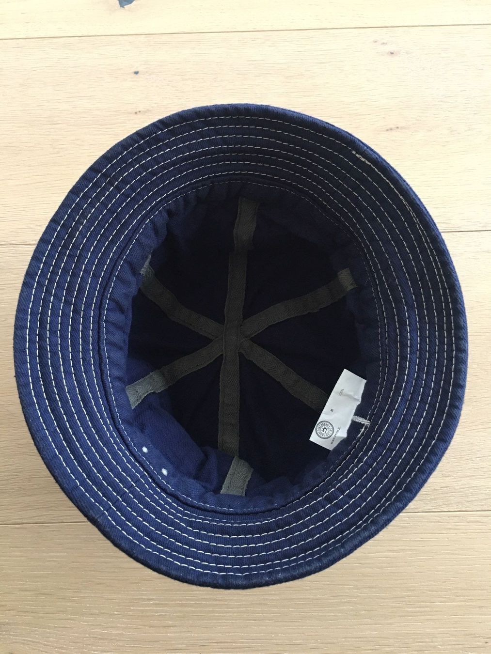 Copricapi, berretti & cappellini: Decho Bucket Hat – Nuovo (secondo la descrizione) da Beinwil am See venduto da isole 3