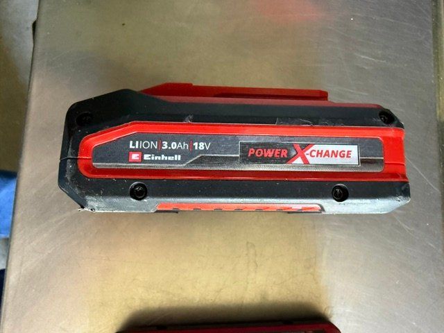 Einhell Caricatori & Batterie: Einhell Akku 18 V 3Ah PXC Plus Twinpack – Usato da Oensingen venduto da Shop5000 2