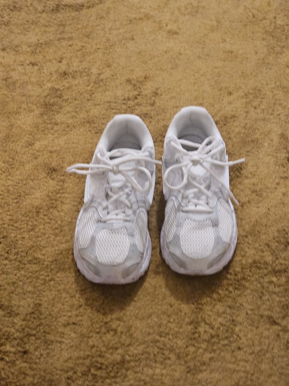 Nike Herrenschuhe: Nike v5 rnr – Gebraucht aus Schliern b. Köniz von muh_277w 1