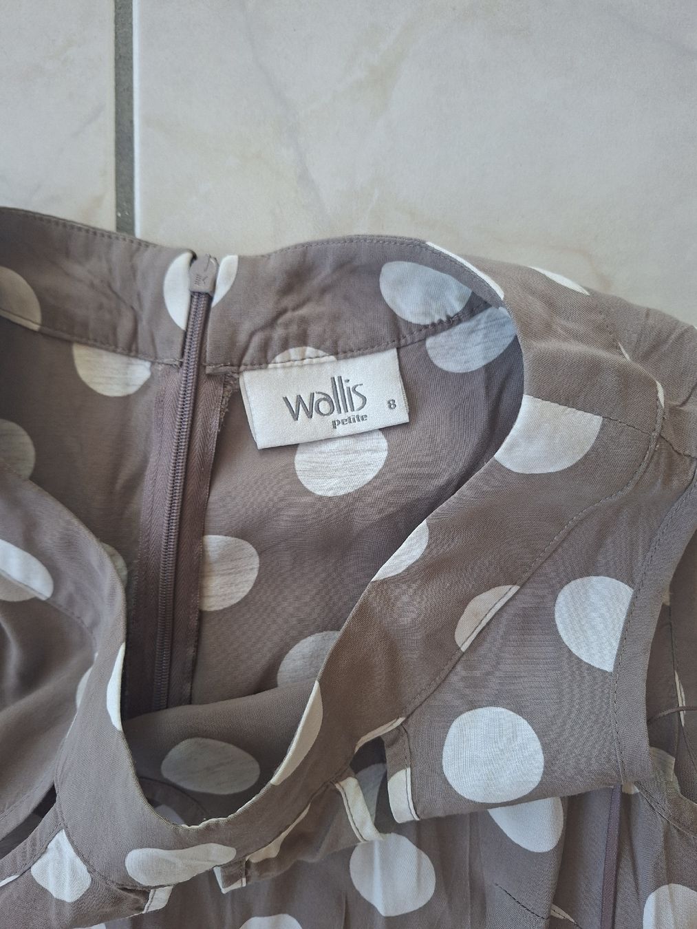 Vestiti: Robe à pois sans manches taille xs   – Usato da rolle venduto da GG31 1