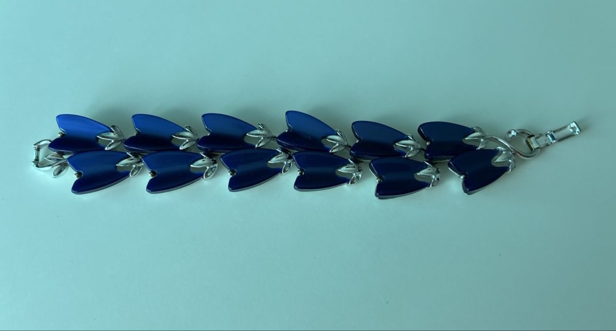 Bracciali & Braccialetti: Bracelet blue leaf shape metal clasp used – Usato da Basel venduto da cat_sq5m 2