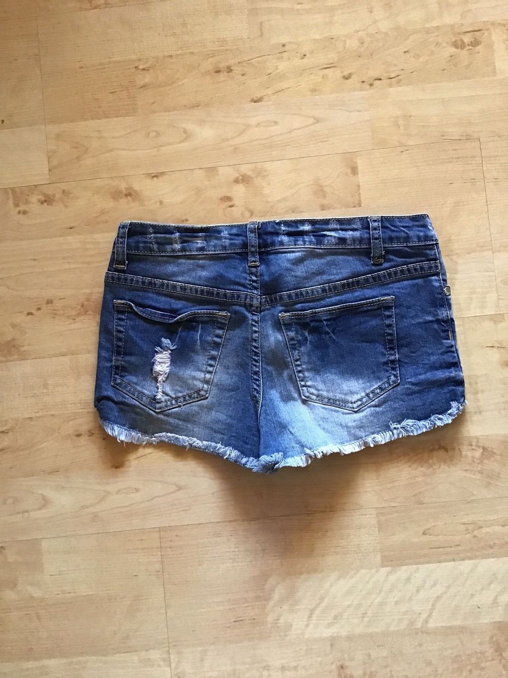 Jeans: Kurze Jeans "FRENCH KISS" Gr. 38... – Gebraucht aus Uetendorf von Koh0 1